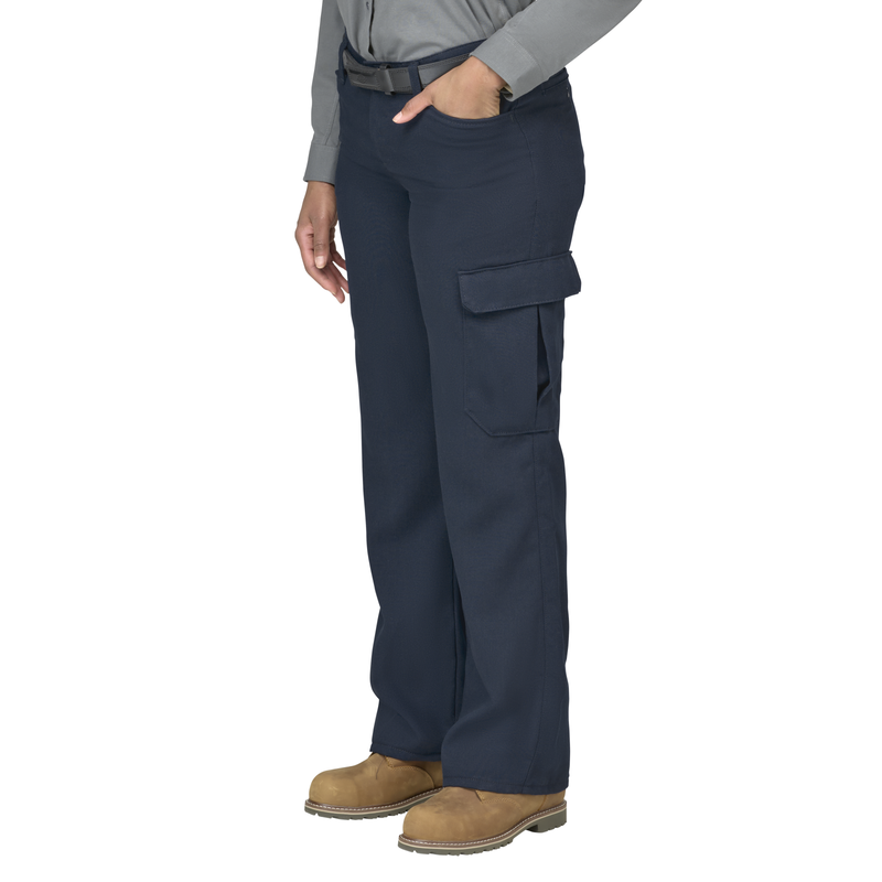 Women's Lightweight FR Cargo Pant image number 2