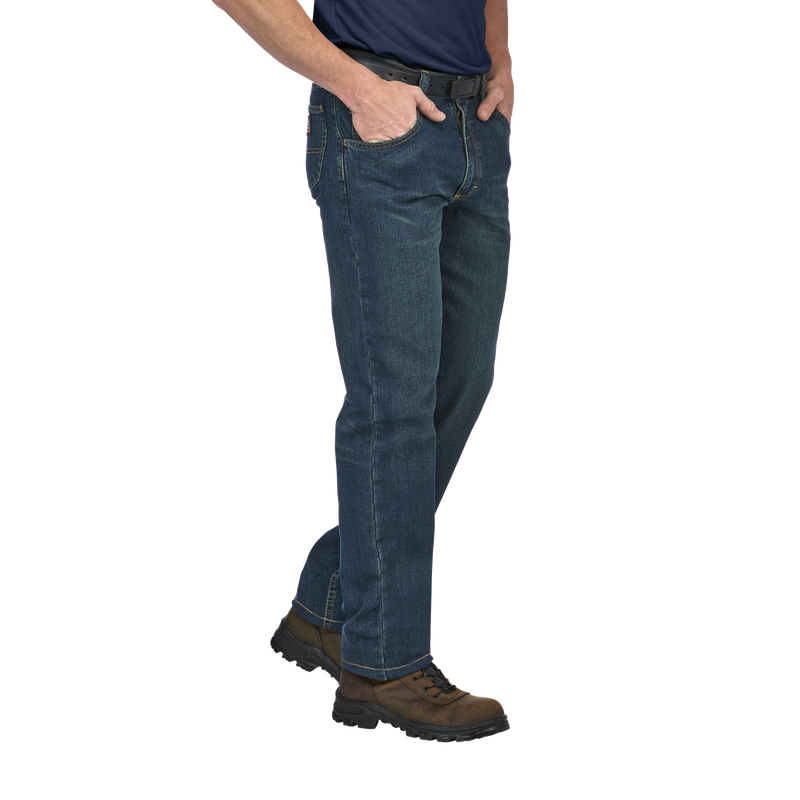 Men's Straight Fit Jean with Stretch image number 3