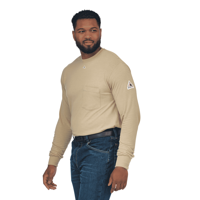 Men's Lightweight FR Long Sleeve T-Shirt image number 2