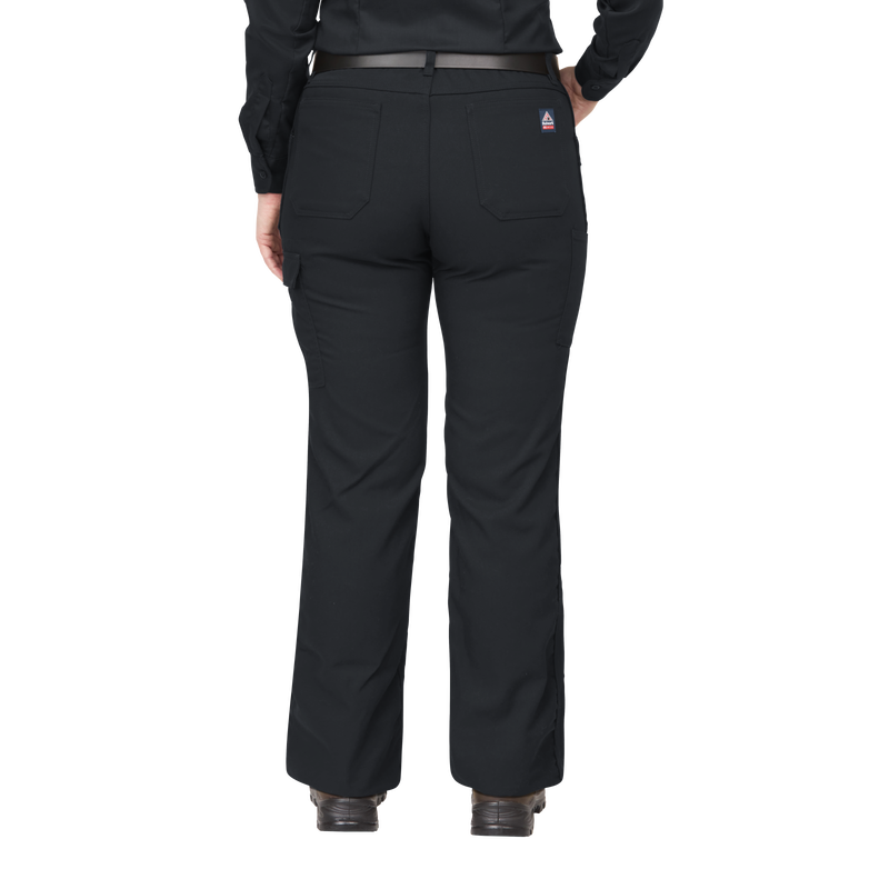 iQ Series Women's Lightweight Comfort Pant image number 1