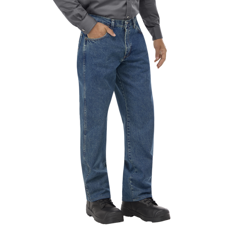 Men's Loose FR Stonewashed Jean image number 2