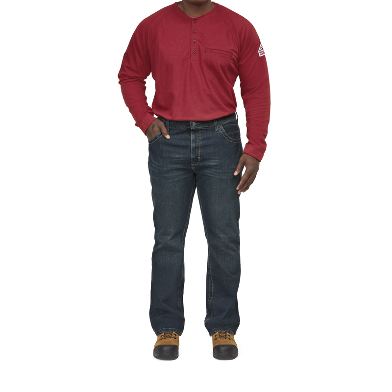 Men's Relaxed Fit Bootcut Jean with Stretch image number 17