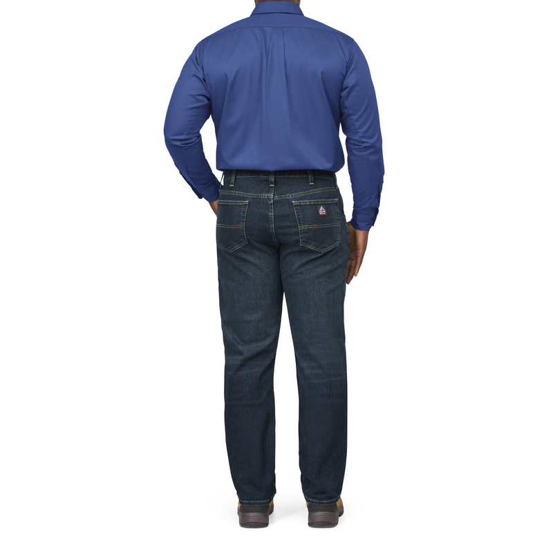 iQ Series® Men's Midweight Comfort Woven Shirt image number 4