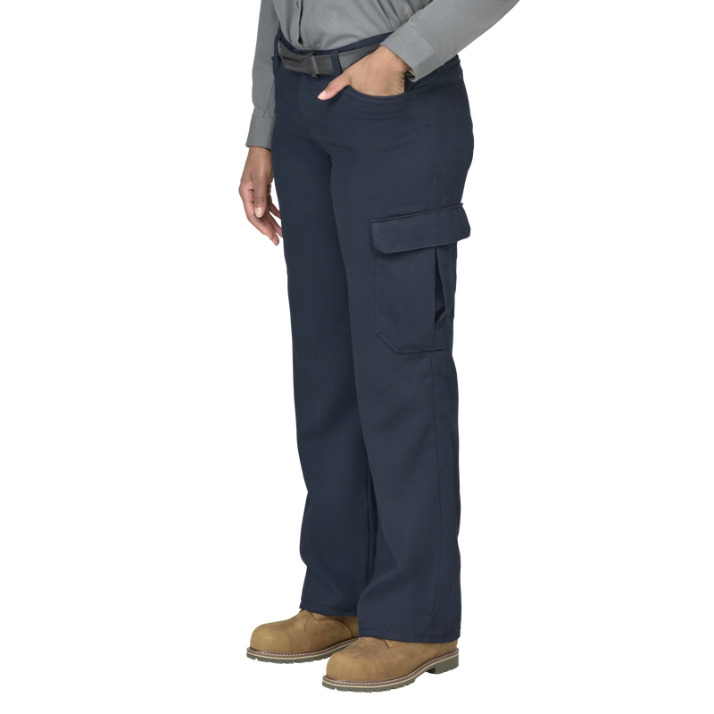 Women's Lightweight FR Cargo Pant image number 2