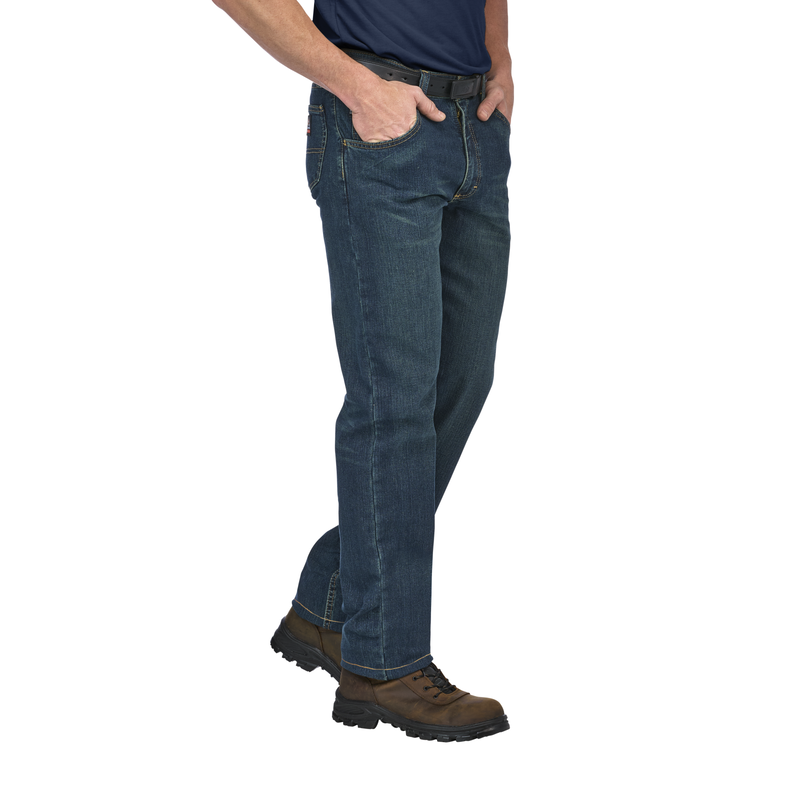 Men's Straight Fit Jean with Stretch image number 3